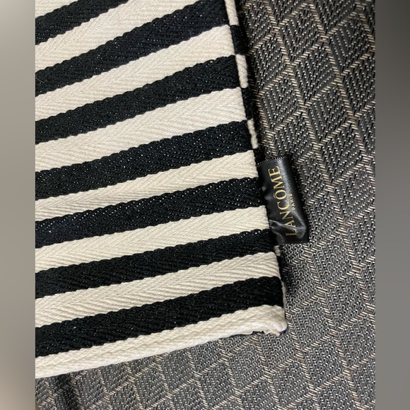 Lancôme Tote - Picture 3 of 5